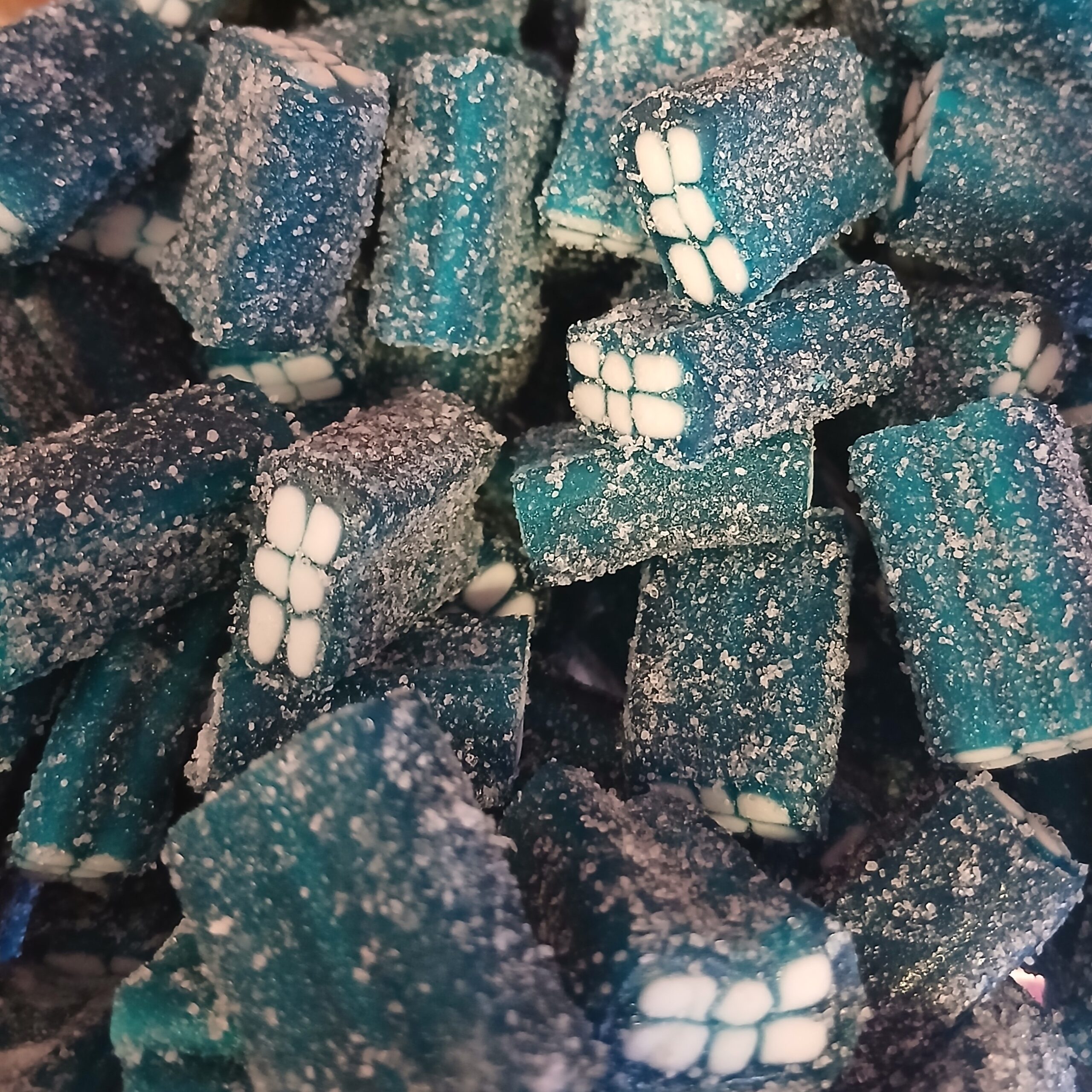 Briques framboise sucrées